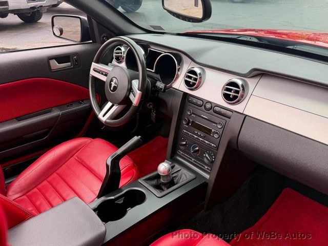 2005 Ford Mustang 2dr Convertible GT Premium - 23054639 - 29
