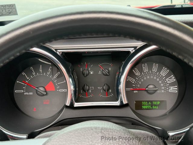 2005 Ford Mustang 2dr Convertible GT Premium - 23054639 - 36