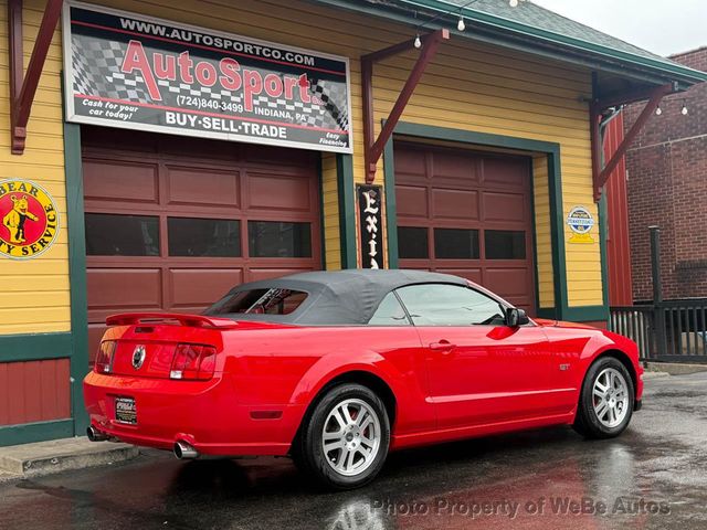 2005 Ford Mustang 2dr Convertible GT Premium - 23054639 - 5