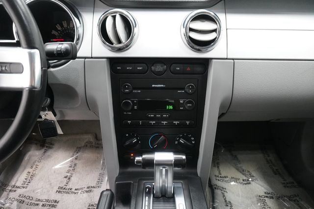 2005 Ford Mustang 2dr Coupe GT Deluxe - 23006091 - 18