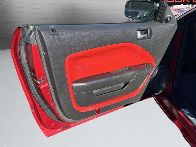 2005 Ford Mustang 2dr Coupe GT Deluxe - 22947841 - 8