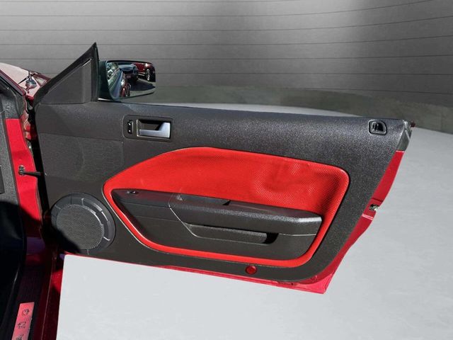 2005 Ford Mustang 2dr Coupe GT Deluxe - 22973760 - 19