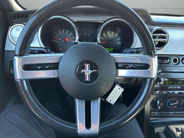 2005 Ford Mustang 2dr Coupe GT Deluxe - 22973760 - 25