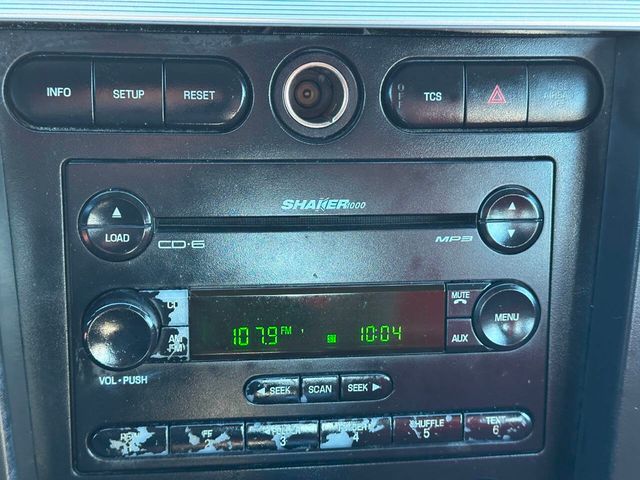 2005 Ford Mustang 2dr Coupe GT Deluxe - 22973760 - 32