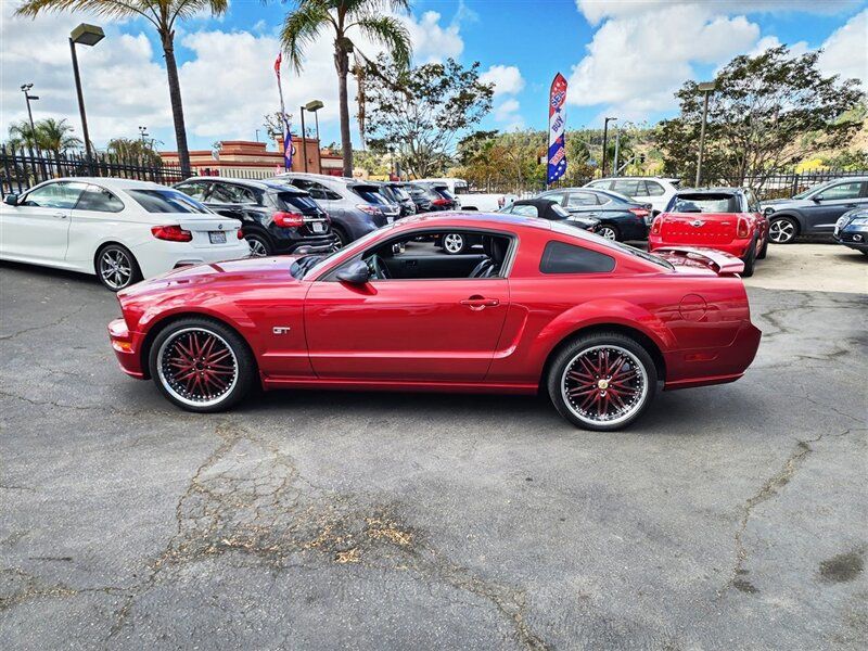 2005 Ford Mustang 2dr Coupe GT Deluxe - 22657059 - 9