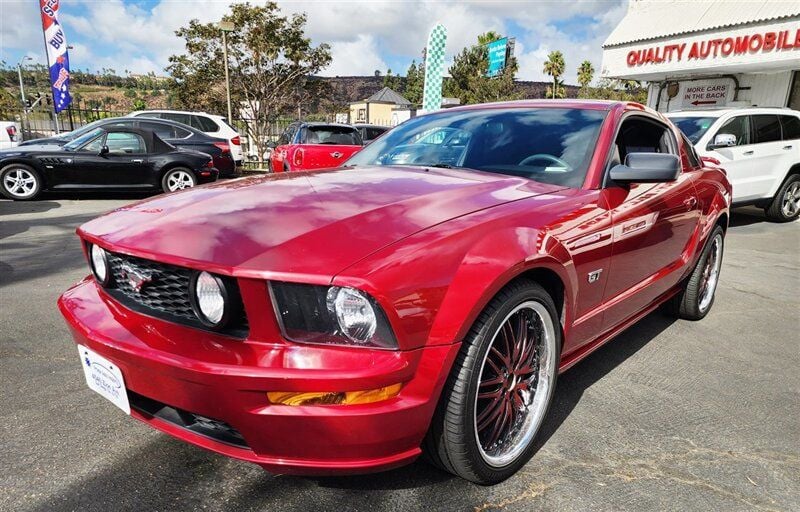 2005 Ford Mustang 2dr Coupe GT Deluxe - 22657059 - 24