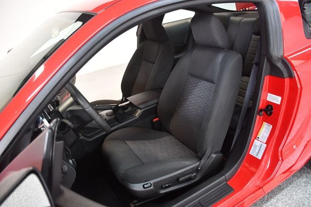 2005 Ford Mustang 2dr Coupe GT Deluxe - 23093822 - 30