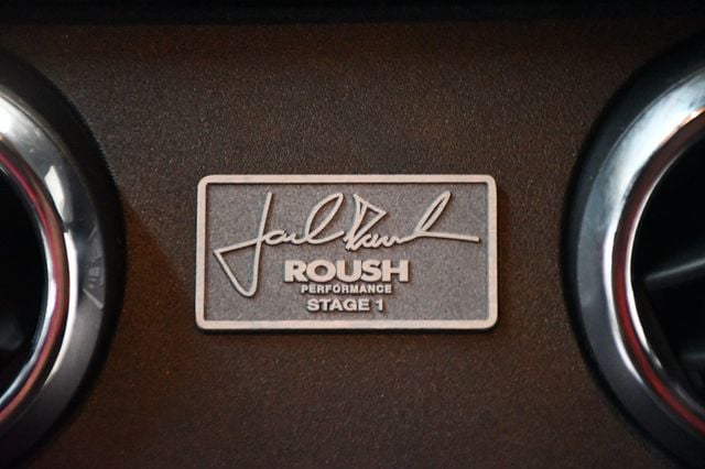 2005 Ford Mustang 2dr Coupe GT Deluxe - 23093822 - 34