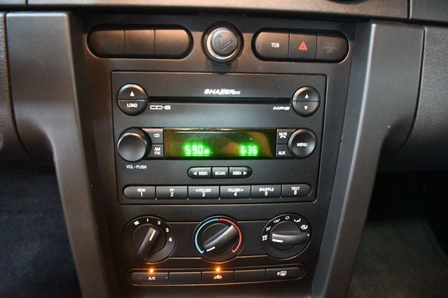 2005 Ford Mustang 2dr Coupe GT Deluxe - 23093822 - 44