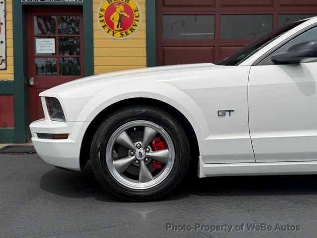2005 Ford Mustang 2dr Coupe GT Deluxe - 23058539 - 30