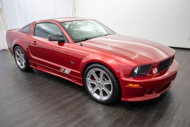 2005 Ford Mustang 2dr Coupe GT Premium - 22439158 - 1
