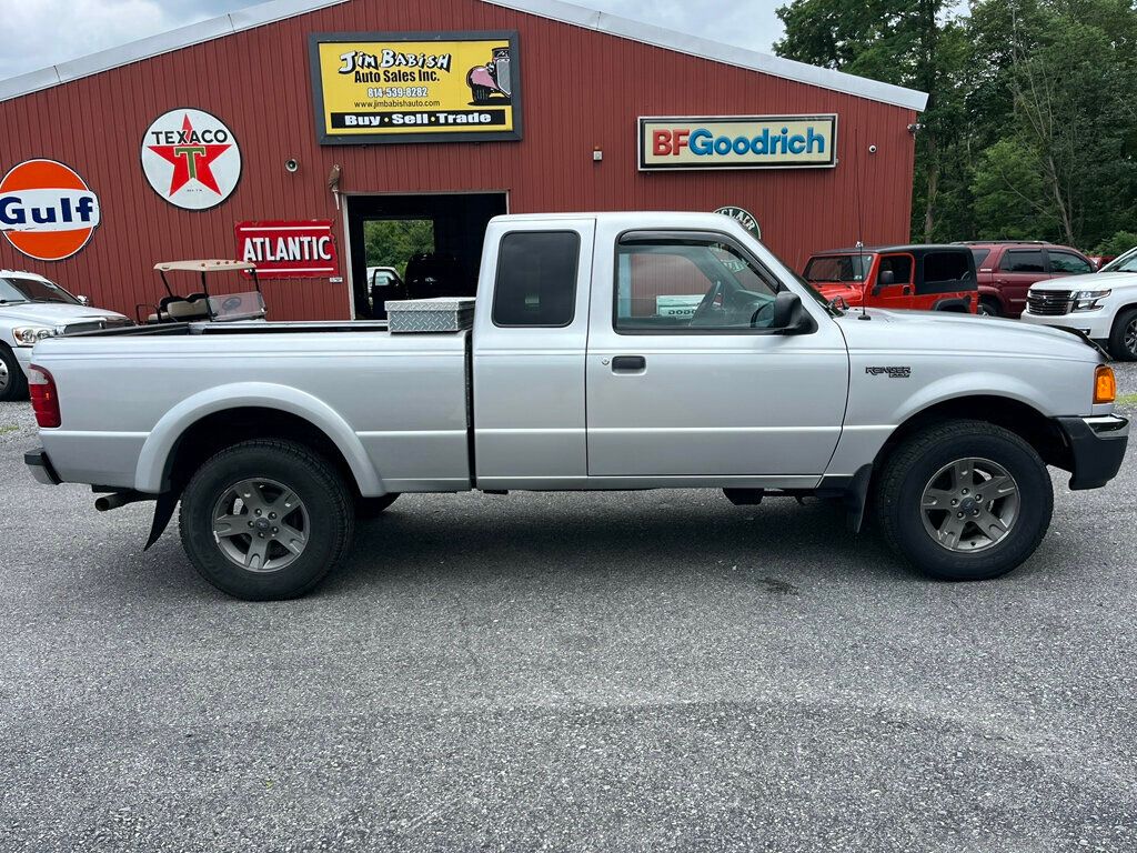 2005 Ford Ranger WELL PRESERVED - CLEAN CARFAX - 23052710 - 1
