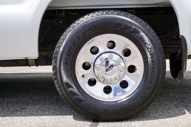 2005 Ford Super Duty F-250 *F250 Super Duty* *XLT Trim* *SuperCab* *Only 55k Miles* *Clean* - 23034898 - 41
