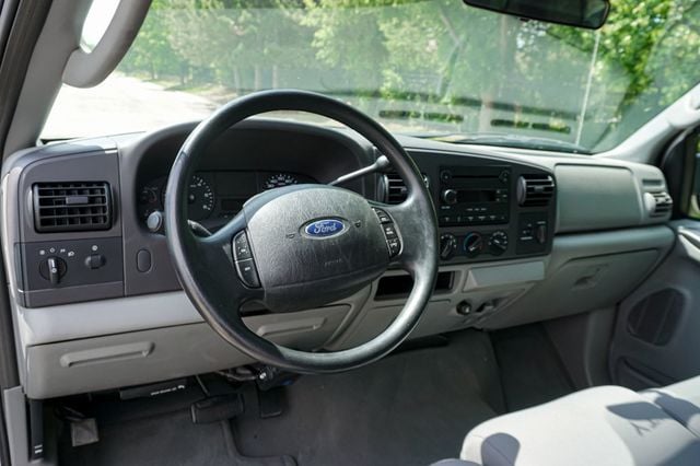 2005 Ford Super Duty F-250 *F250 Super Duty* *XLT Trim* *SuperCab* *Only 55k Miles* *Clean* - 23034898 - 55