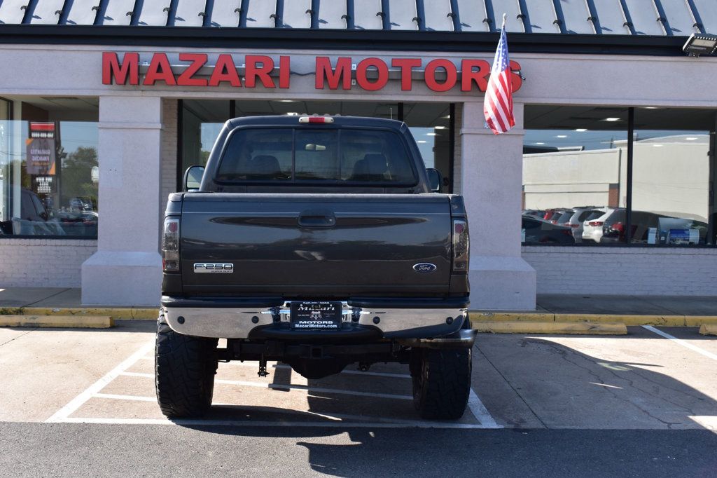 2005 Ford Super Duty F-250 Supercab 158" Lariat 4WD - 22630453 - 9