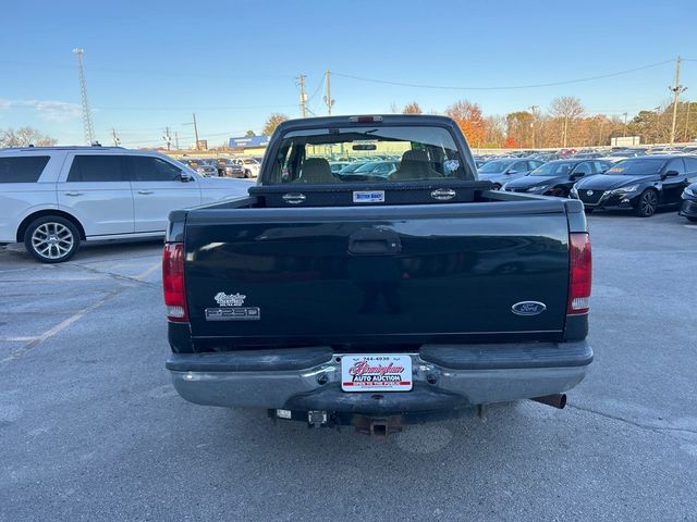 2005 Ford Super Duty F-250 XL - 22947755 - 4