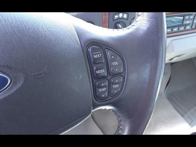 2005 Ford Super Duty F-350 SRW Harley-Davidson Pickup 4D 6 3/4 ft - 22989162 - 11