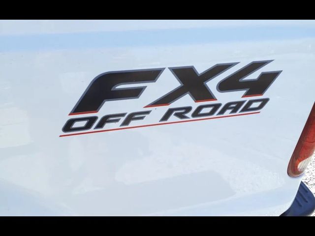 2005 Ford Super Duty F-350 SRW Harley-Davidson Pickup 4D 6 3/4 ft - 22989162 - 17