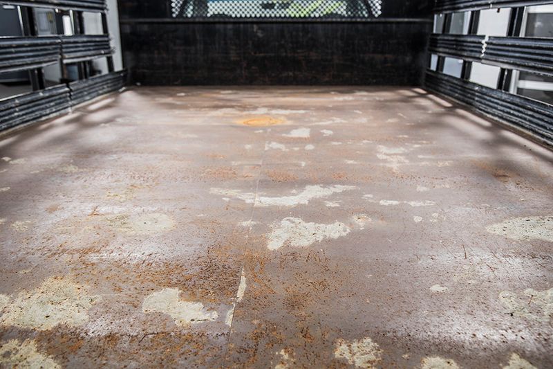 2005 Ford Super Duty F-450 DRW Reg Cab 189" WB 108" CA XL - 15194210 - 15