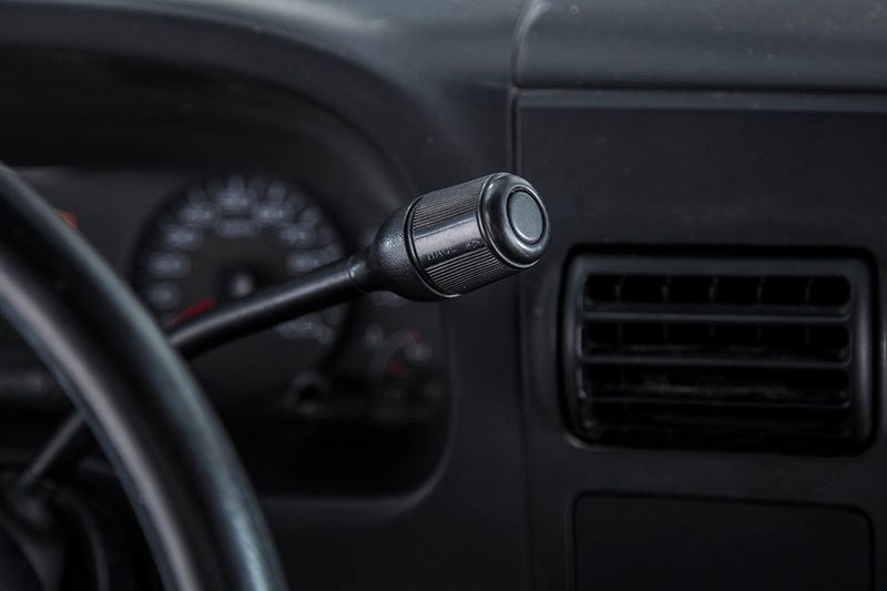 2005 Ford Super Duty F-450 DRW Reg Cab 189" WB 108" CA XL - 15194210 - 29