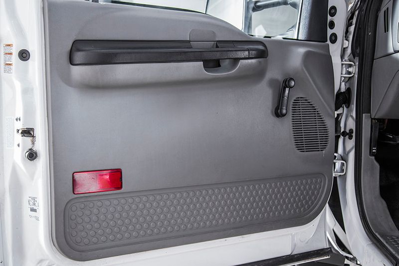 2005 Ford Super Duty F-450 DRW Reg Cab 189" WB 108" CA XL - 15194210 - 33