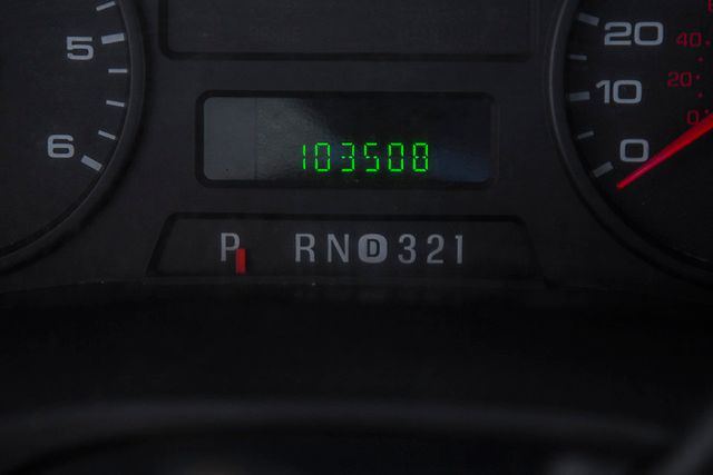 2005 Ford Super Duty F-450 DRW Reg Cab 189" WB 108" CA XL - 15194210 - 35