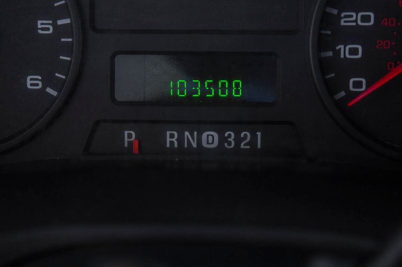 2005 Ford Super Duty F-450 DRW Reg Cab 189" WB 108" CA XL - 15194210 - 35