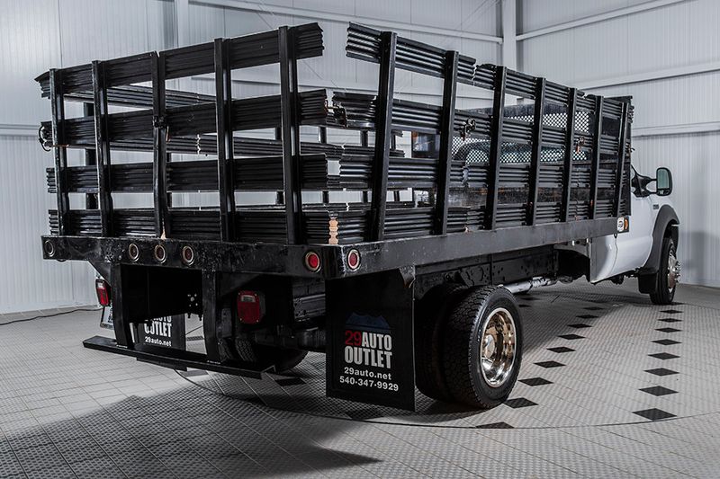 2005 Ford Super Duty F-450 DRW Reg Cab 189" WB 108" CA XL - 15194210 - 5