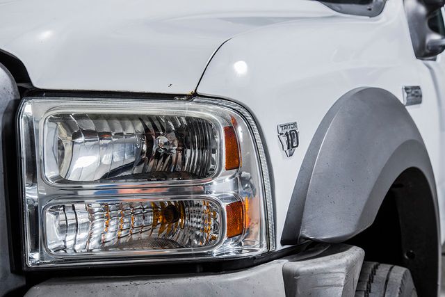 2005 Ford Super Duty F-450 DRW Reg Cab 189" WB 108" CA XL - 15194210 - 7