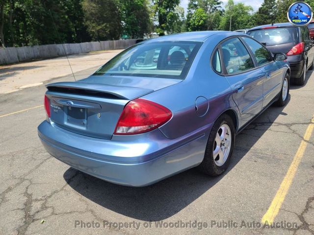 2005 Ford Taurus 4dr Sedan SE - 23040752 - 2