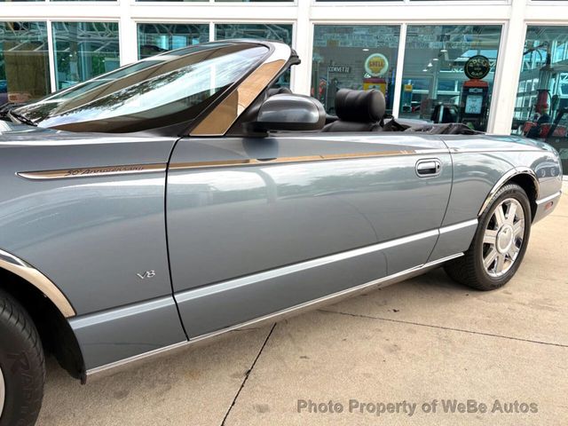 2005 Ford Thunderbird 2dr Convertible Deluxe - 23054708 - 12