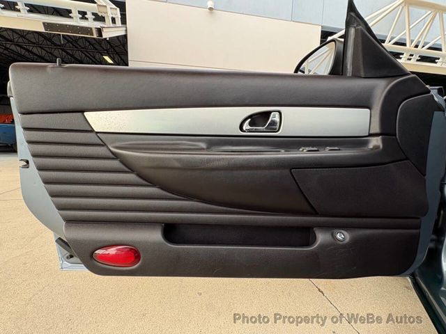 2005 Ford Thunderbird 2dr Convertible Deluxe - 23054708 - 31