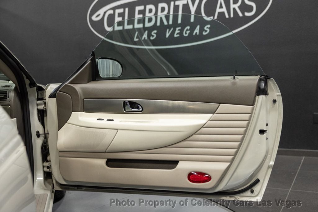 2005 Ford Thunderbird 50th Anniversary "Cashmere Edition" - 22759743 - 31