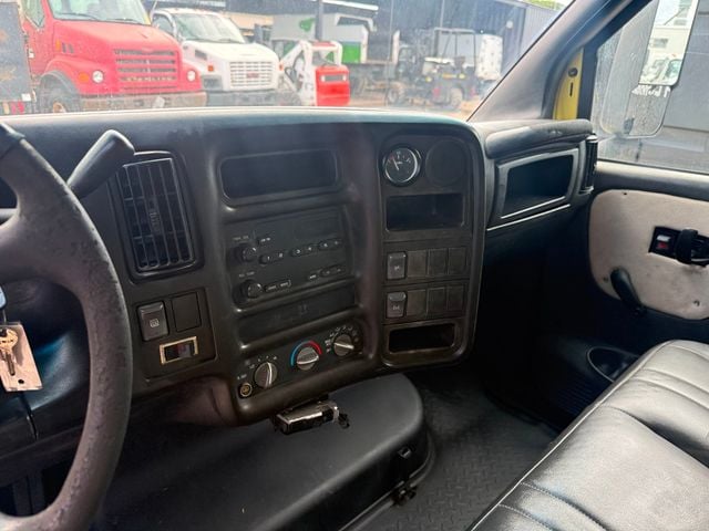 2005 GMC C5500 Chipper Dump Truck  - 23028970 - 12