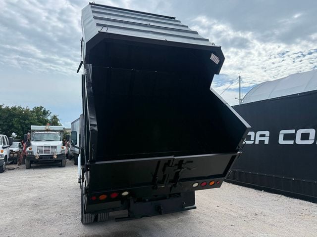 2005 GMC C5500 Chipper Dump Truck  - 23028970 - 2