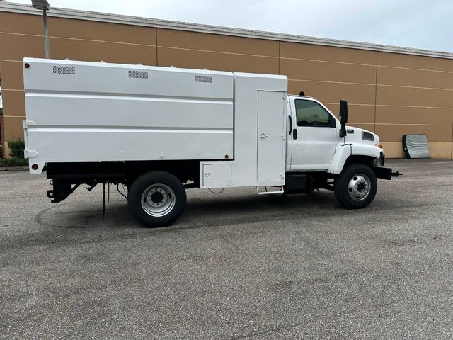 2005 GMC C6500 Chipper Dump Truck *NO CDL REQUIRED*  - 21916640 - 53
