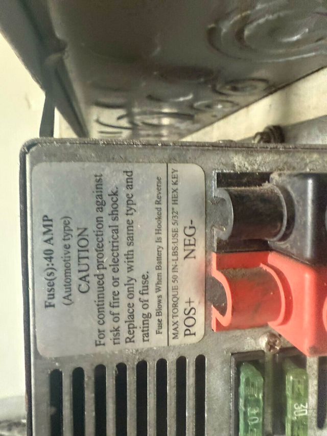 2005 GMC C6500 CREW CAB SERVICE UTILITY BOX WITH GENERATOR LOW MILEAGE OTHERS IN STOCK - 22776393 - 25