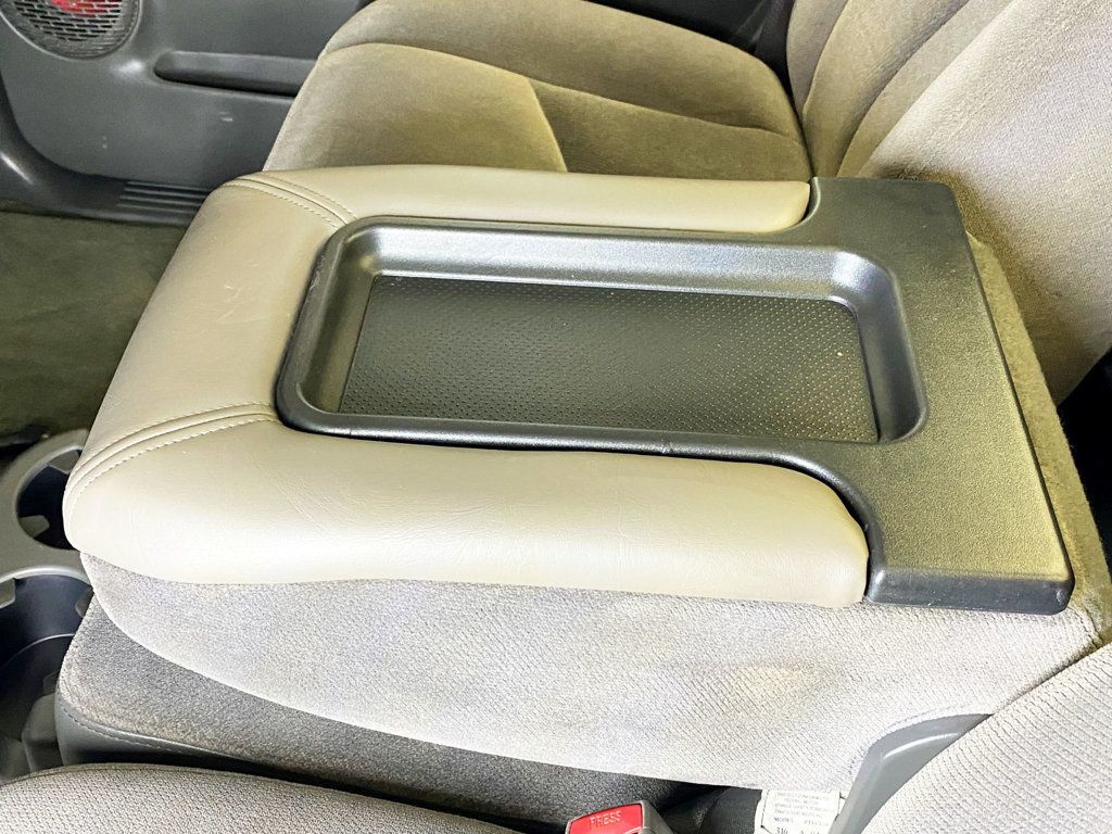 2005 GMC Sierra 1500 Reg Cab 119.0" WB 4WD - 22974392 - 29