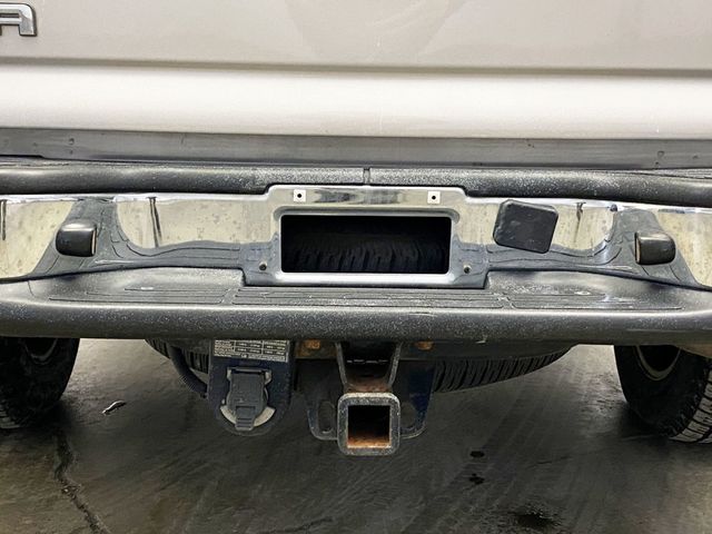 2005 GMC Sierra 1500 Reg Cab 119.0" WB 4WD - 22974392 - 6