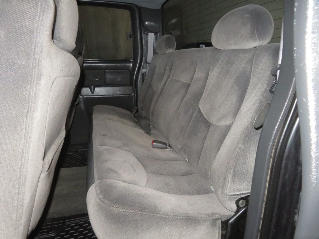 2005 GMC Sierra 2500HD EXTRA CLEAN 4X4 DURAMAX DIESEL EXTENDED CAB 3OWNER 4X4 - 22932730 - 24