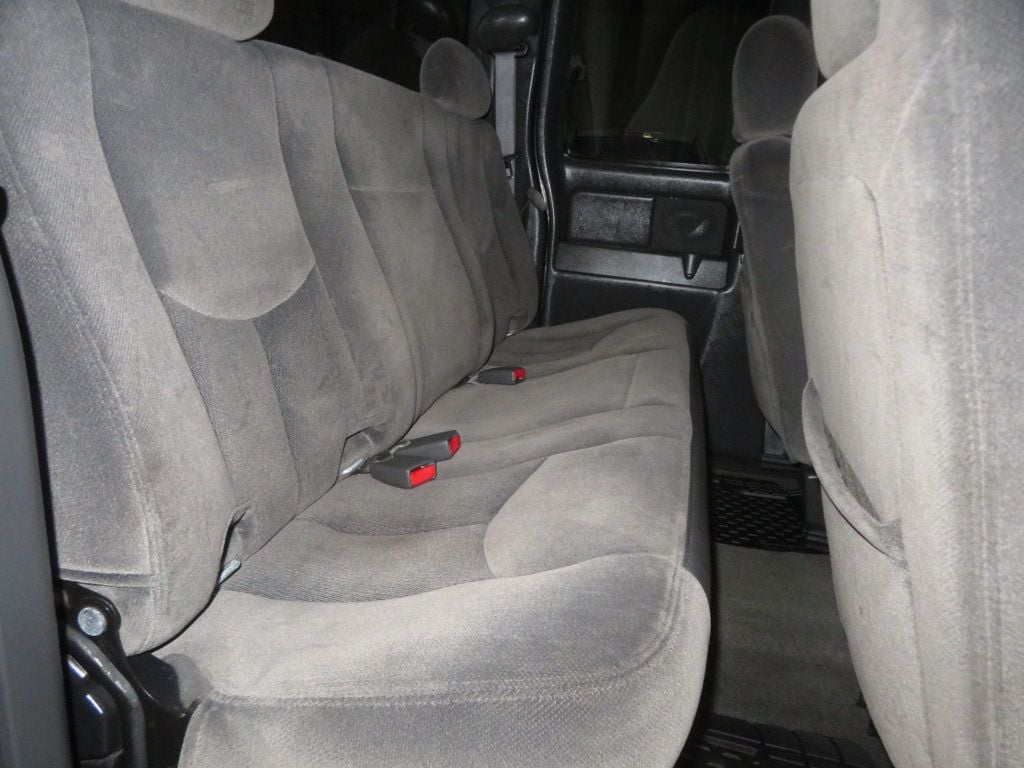 2005 GMC Sierra 2500HD EXTRA CLEAN 4X4 DURAMAX DIESEL EXTENDED CAB 3OWNER 4X4 - 22932730 - 27