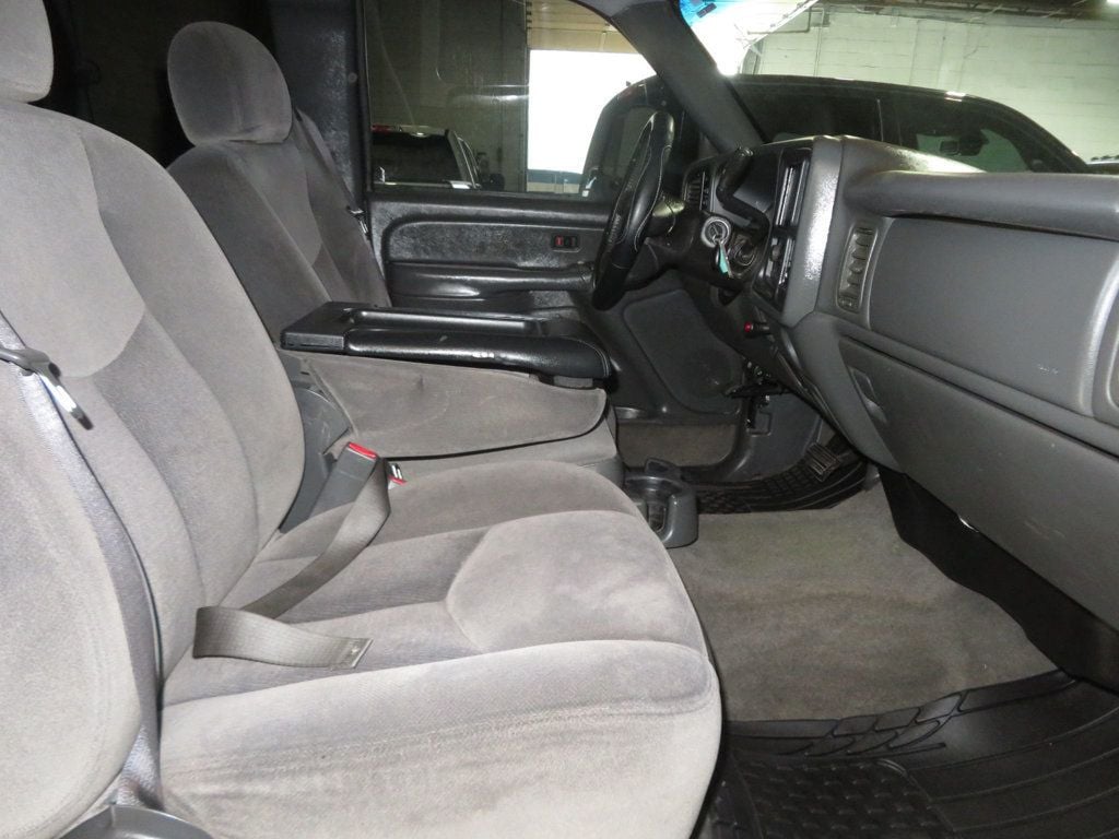 2005 GMC Sierra 2500HD EXTRA CLEAN 4X4 DURAMAX DIESEL EXTENDED CAB 3OWNER 4X4 - 22932730 - 31