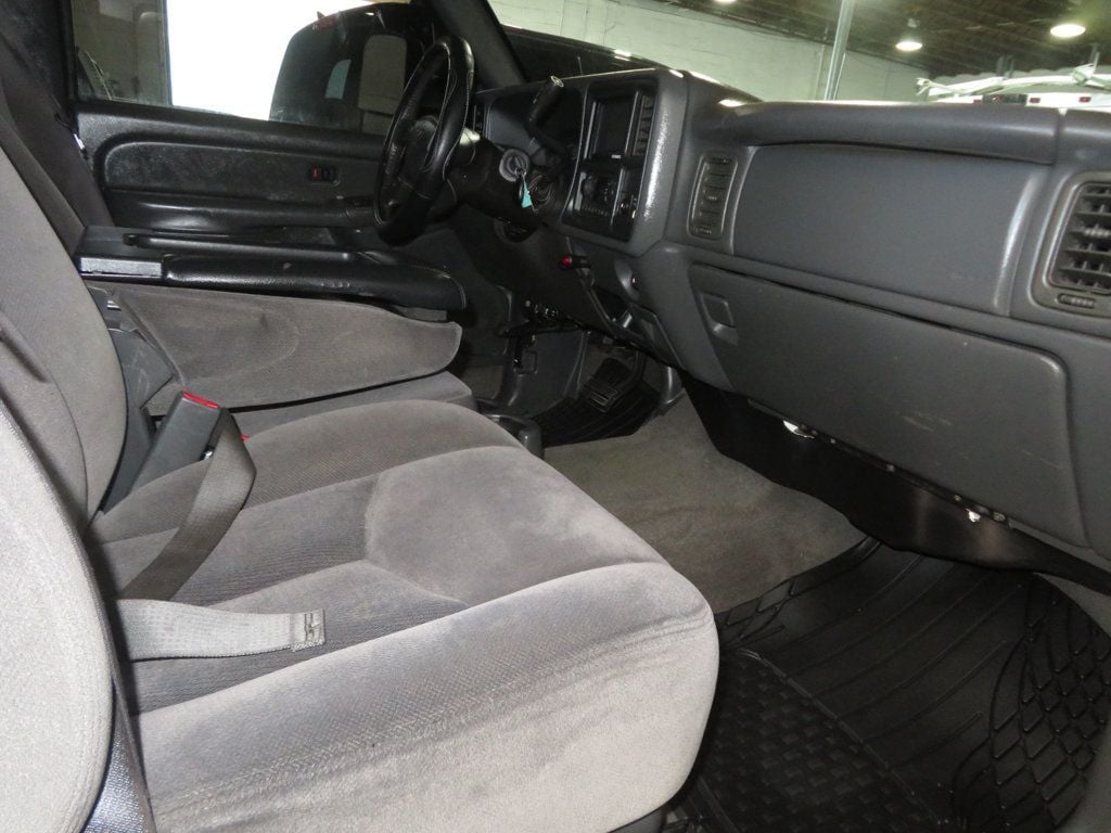 2005 GMC Sierra 2500HD EXTRA CLEAN 4X4 DURAMAX DIESEL EXTENDED CAB 3OWNER 4X4 - 22932730 - 32