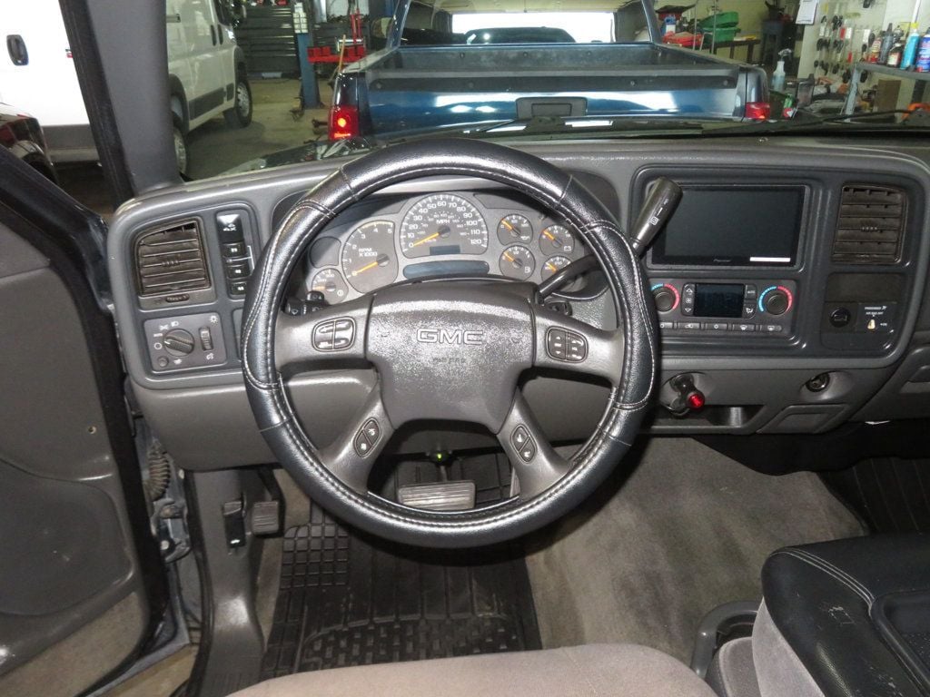 2005 GMC Sierra 2500HD EXTRA CLEAN 4X4 DURAMAX DIESEL EXTENDED CAB 3OWNER 4X4 - 22932730 - 35