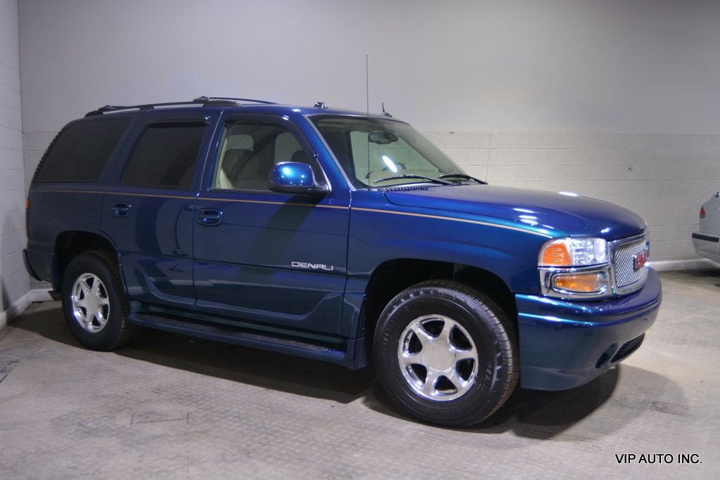 2005 GMC Yukon Denali 4dr AWD - 22731492 - 0