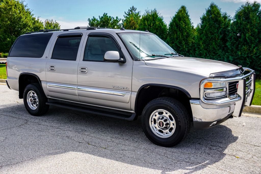 2005 Gmc Yukon XL 2500 SLT photo 2