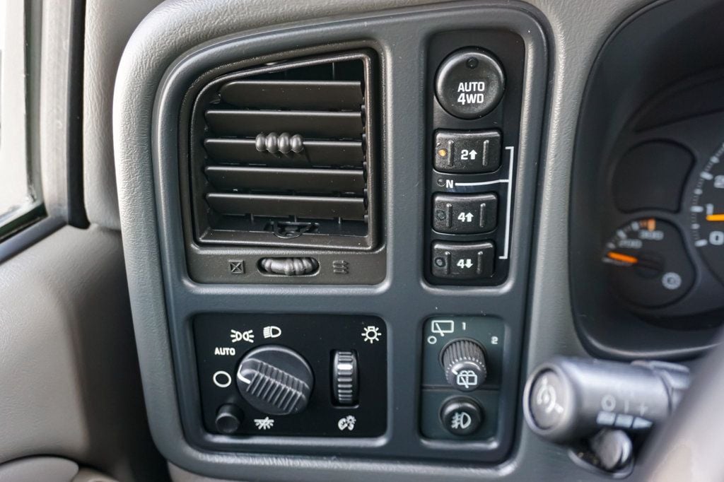 2005 Gmc Yukon XL 2500 SLT photo 24