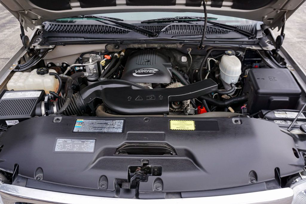 2005 GMC Yukon XL *Yukon XL SLT* *Leather Interior* *Moonroof* *Only 37k Miles* - 22990843 - 11