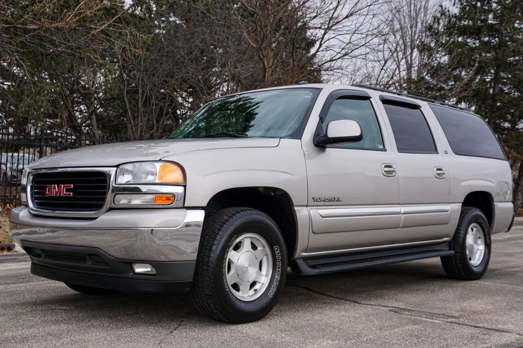 2005 GMC Yukon XL *Yukon XL SLT* *Leather Interior* *Moonroof* *Only 37k Miles* - 22990843 - 2