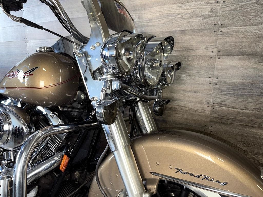 2005 Harley-Davidson FLHRI Road King SUPER CLEAN! - 22936134 - 4